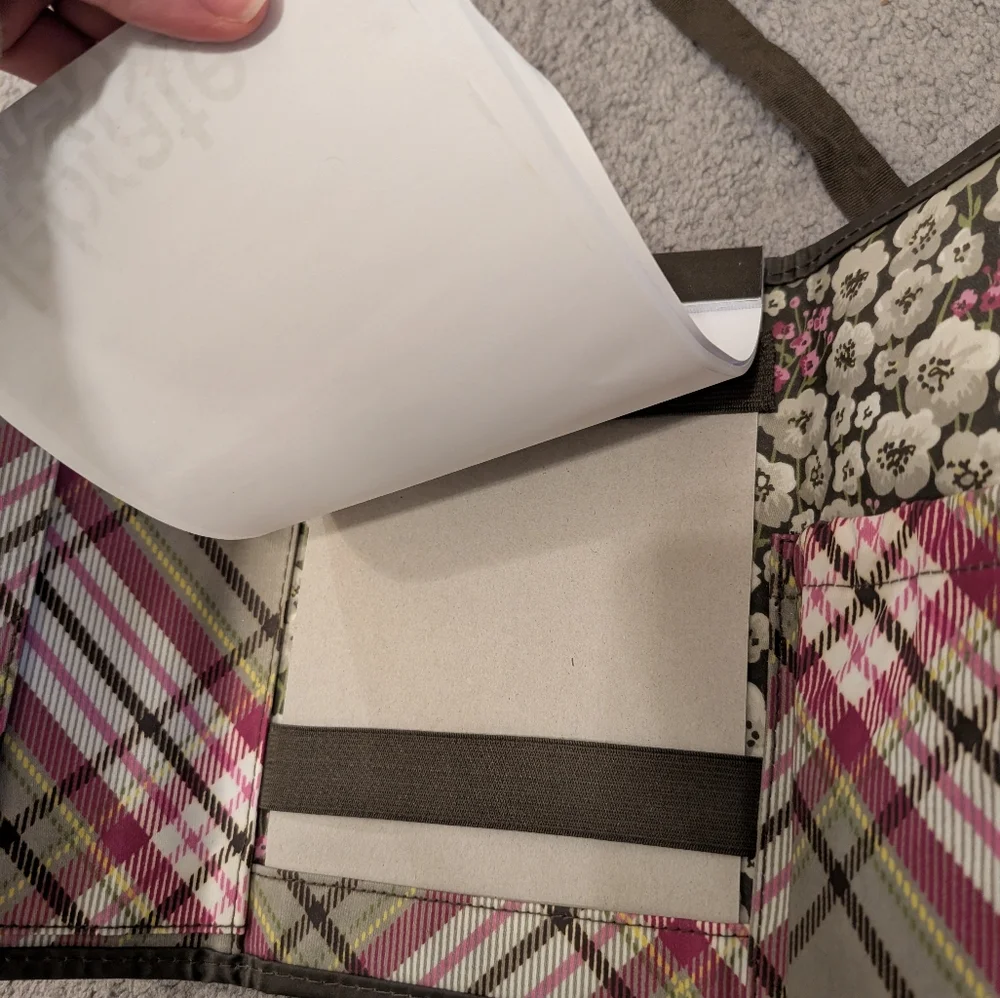Thirty-One Brown Floral Envelope Trifold Notebook Holder